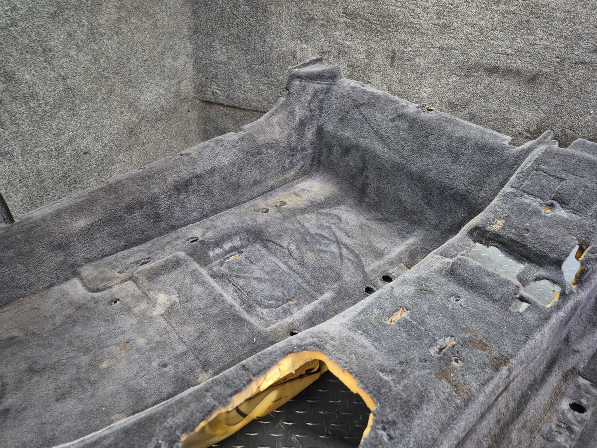 1994-1997 BMW E31 840Ci Interior Floor Carpet Cover Black
