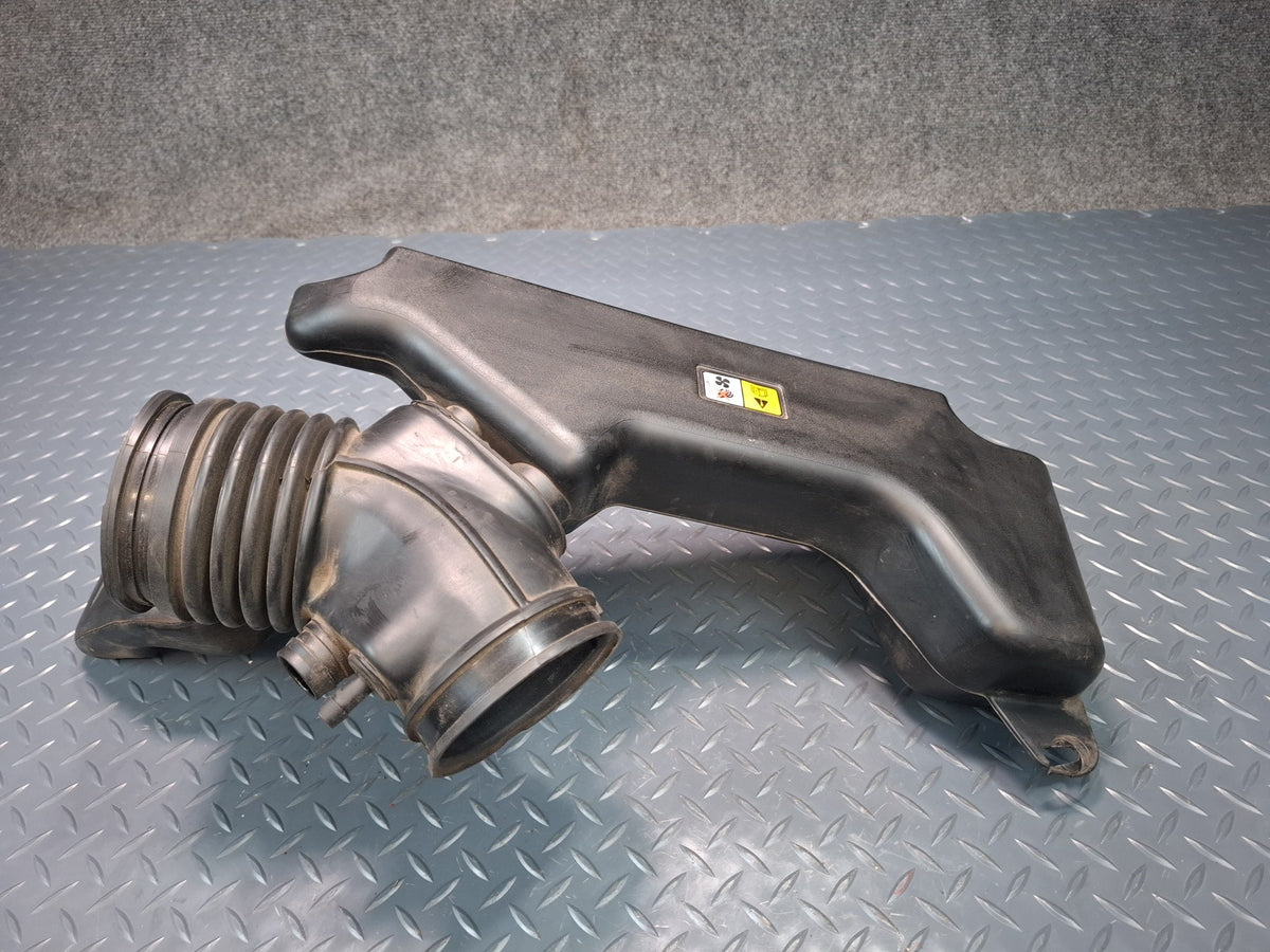 03-05 Ford Thunderbird Air Intake Cleaner Filter Box Resonator Duct Pipe OEM