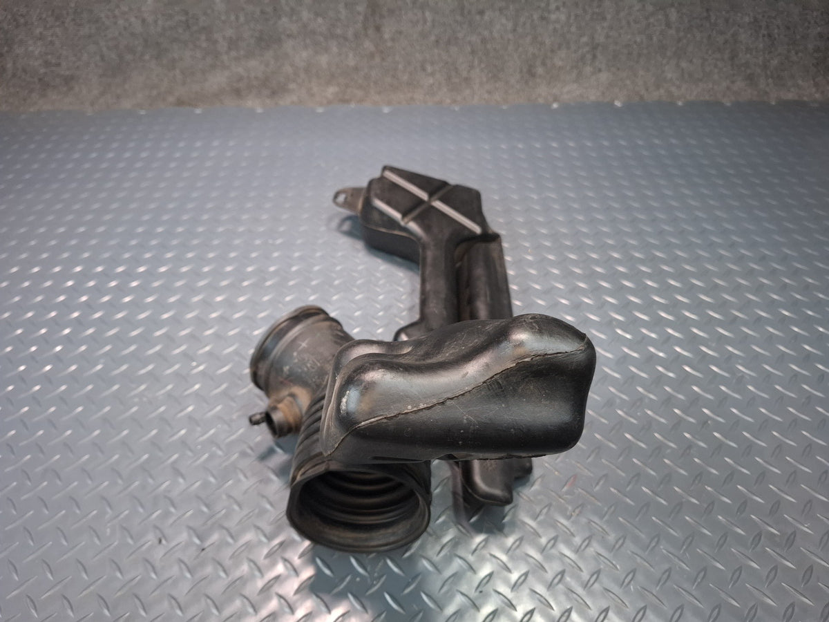 03-05 Ford Thunderbird Air Intake Cleaner Filter Box Resonator Duct Pipe OEM
