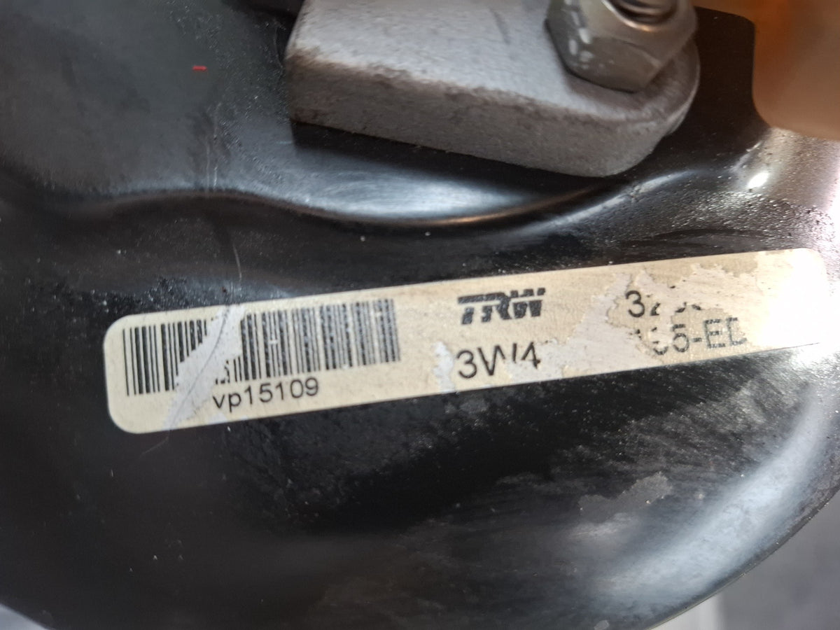 03-05 Ford Thunderbird Brake Master Cylinder Booster Fluid Reservoir OEM