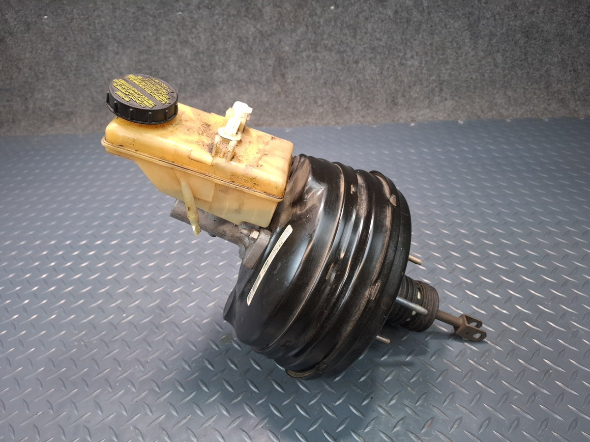 03-05 Ford Thunderbird Brake Master Cylinder Booster Fluid Reservoir OEM