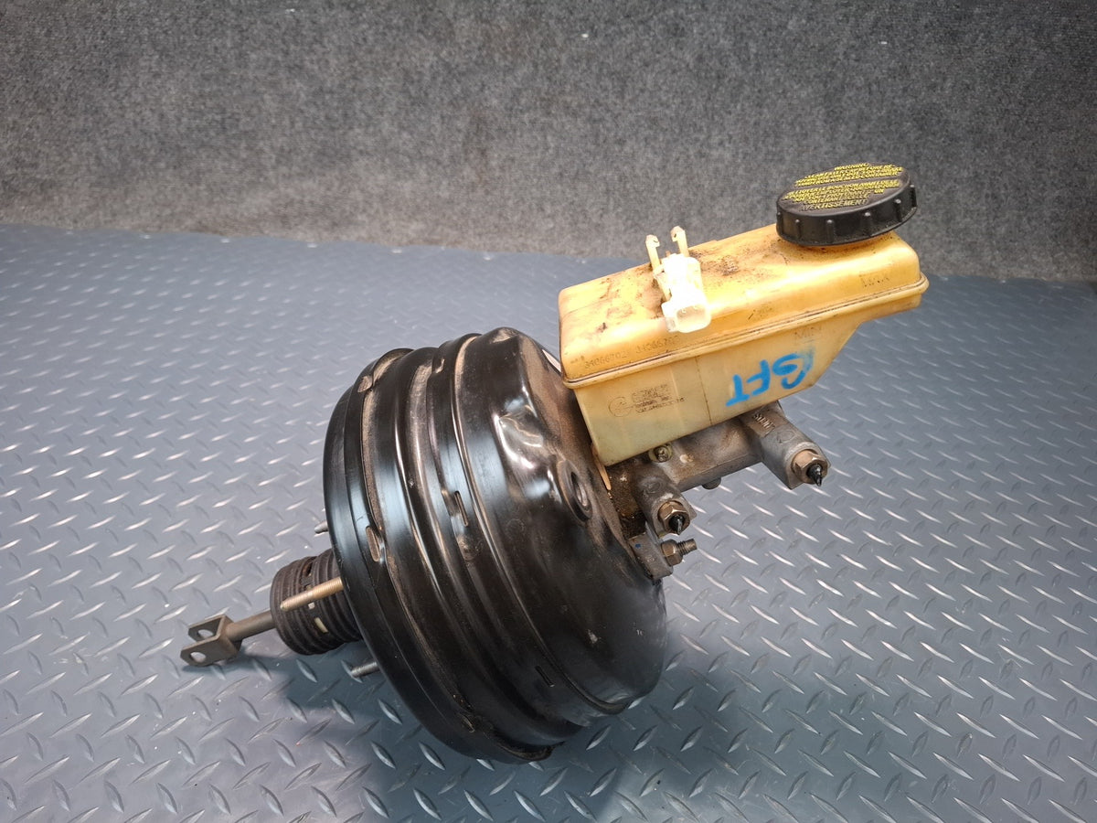 03-05 Ford Thunderbird Brake Master Cylinder Booster Fluid Reservoir OEM