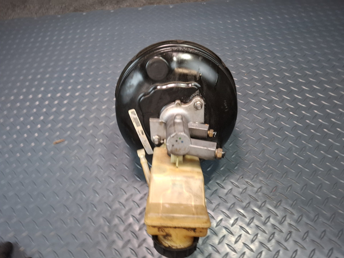 03-05 Ford Thunderbird Brake Master Cylinder Booster Fluid Reservoir OEM