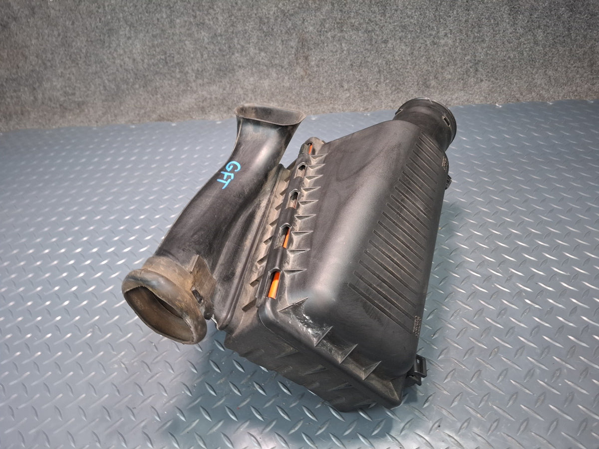 03-05 Ford Thunderbird Air Intake Cleaner Filter Box w MAF Sensor OEM