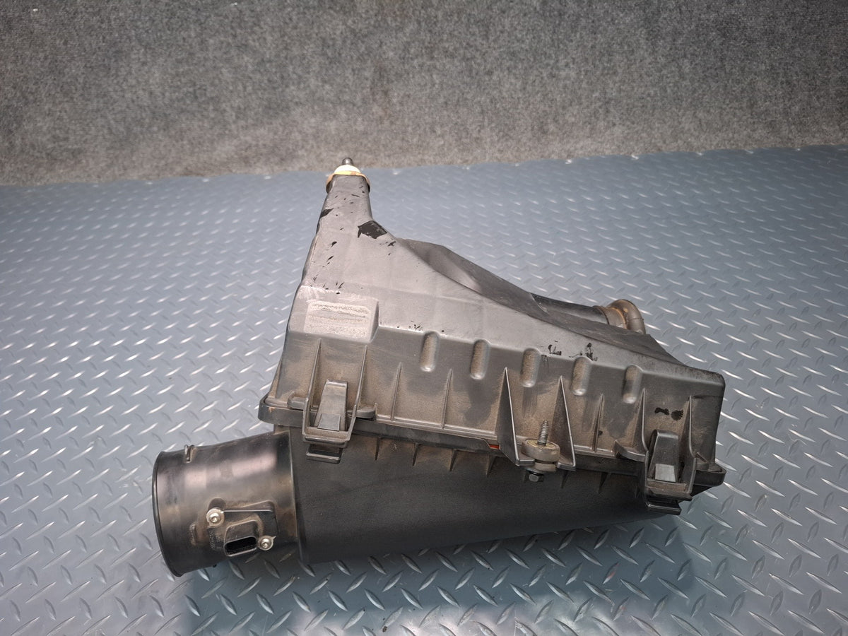 03-05 Ford Thunderbird Air Intake Cleaner Filter Box w MAF Sensor OEM