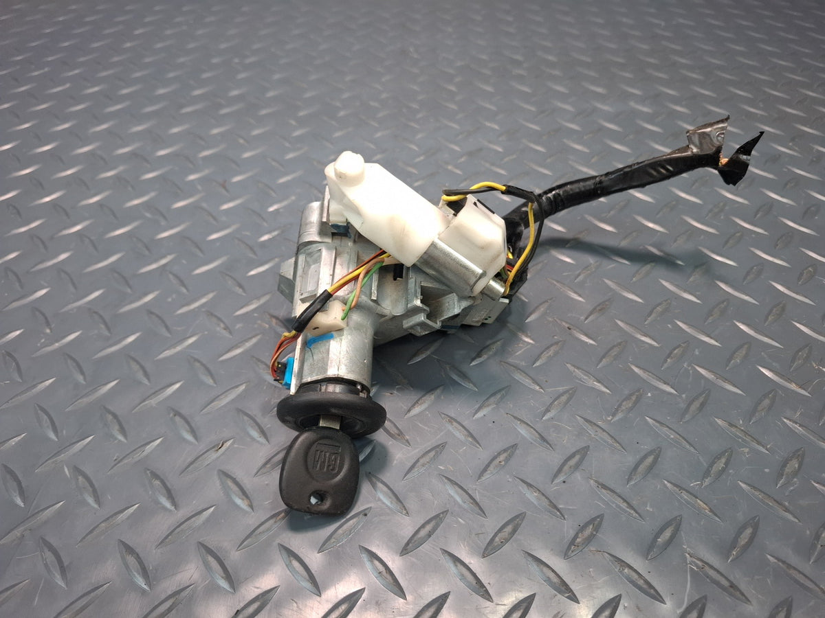 2003-2007 Hummer H2 Ignition Switch KEY Front Left & Right Side Door Handle Set