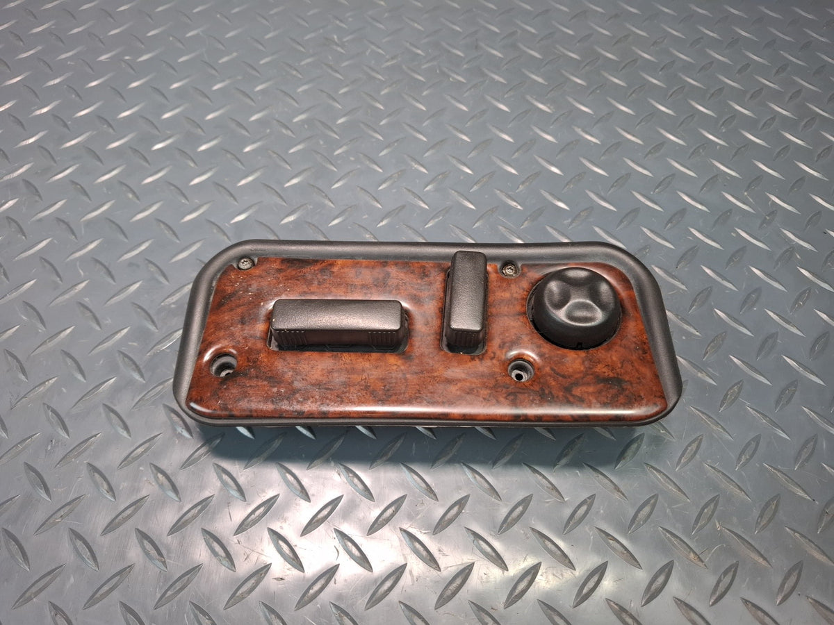 2003-2007 Hummer H2 Front Left Driver Side Seat Adjust Control Switch