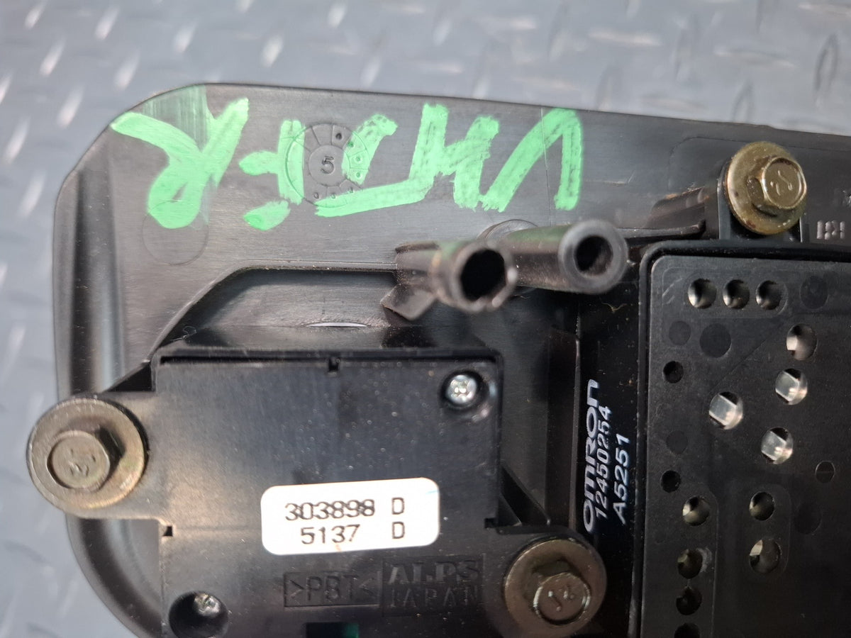 2003-2007 Hummer H2 Front Right Pass Side Seat Adjust Control Switch
