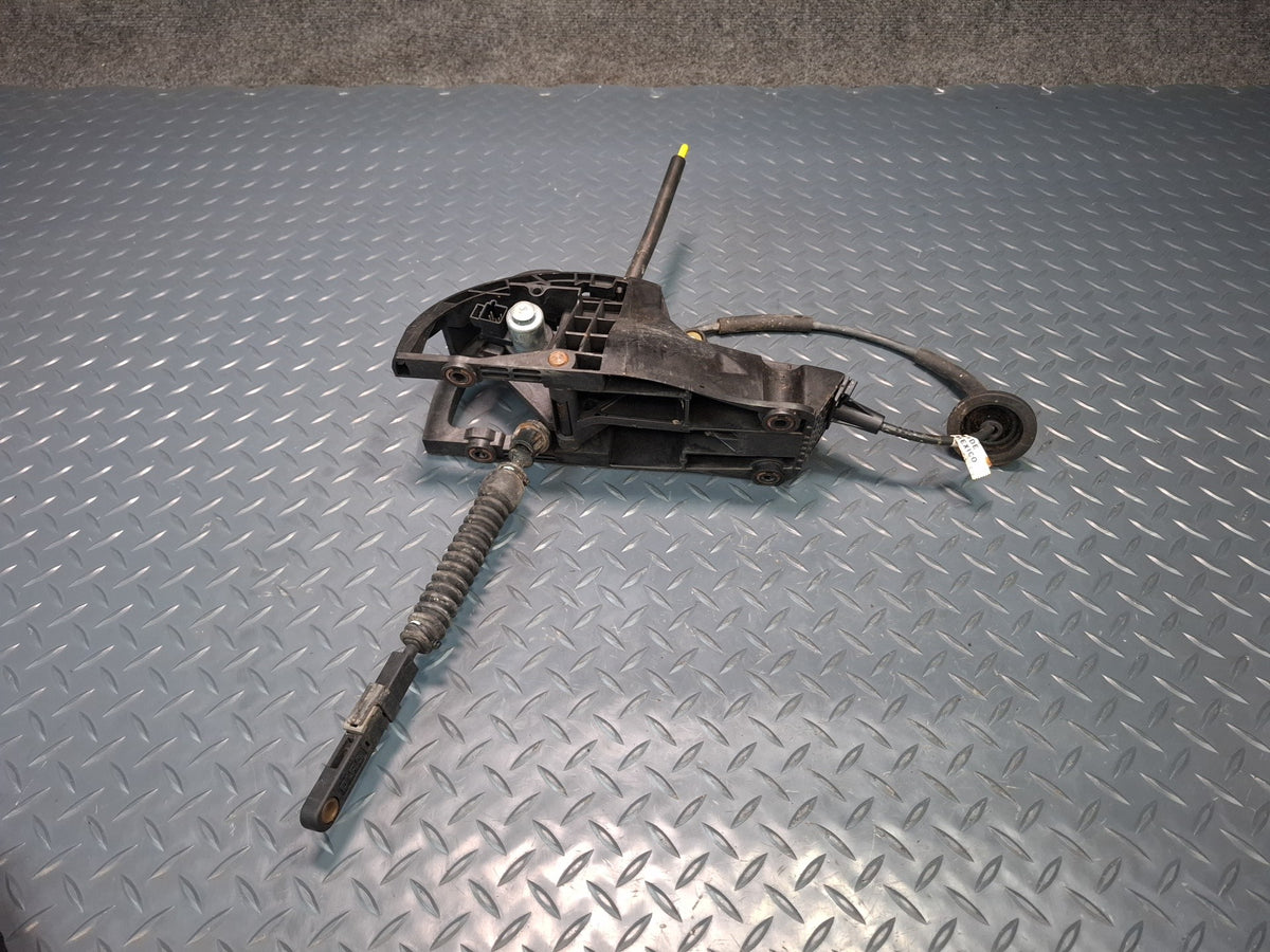 2003-2007 Hummer H2 A/T Automatic Transmission Gear Shifter Selector W/ Cable