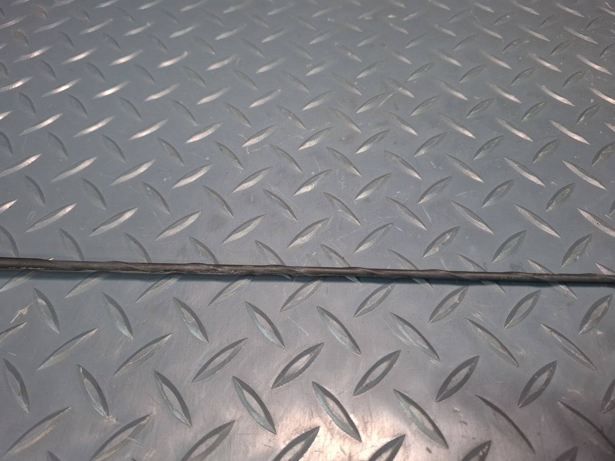 2003-2007 Hummer H2 Radio Antenna Assembly