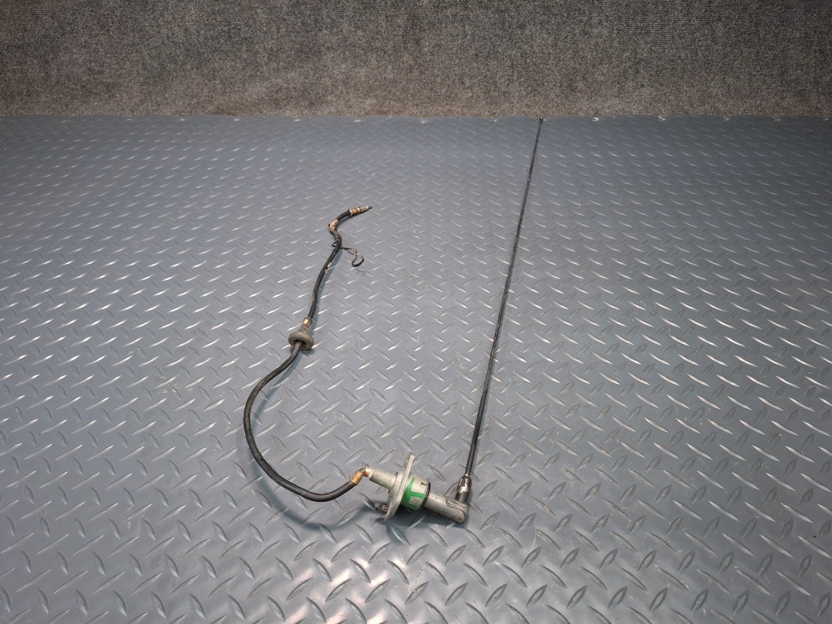 2003-2007 Hummer H2 Radio Antenna Assembly