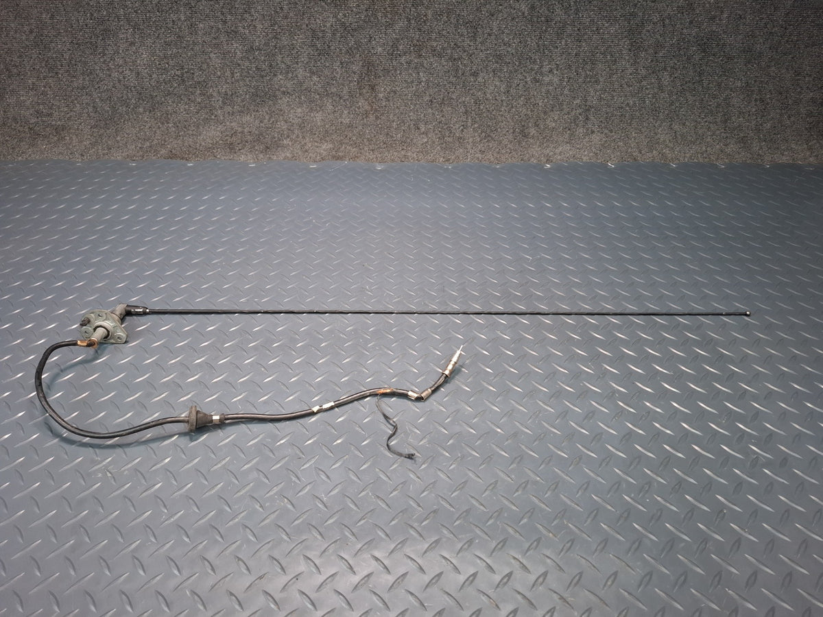 2003-2007 Hummer H2 Radio Antenna Assembly