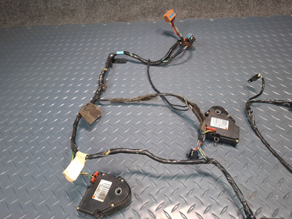 2003-2009 Hummer H2 Hvac A/C Air Heater Flap Door Actuator Motor Wiring Set