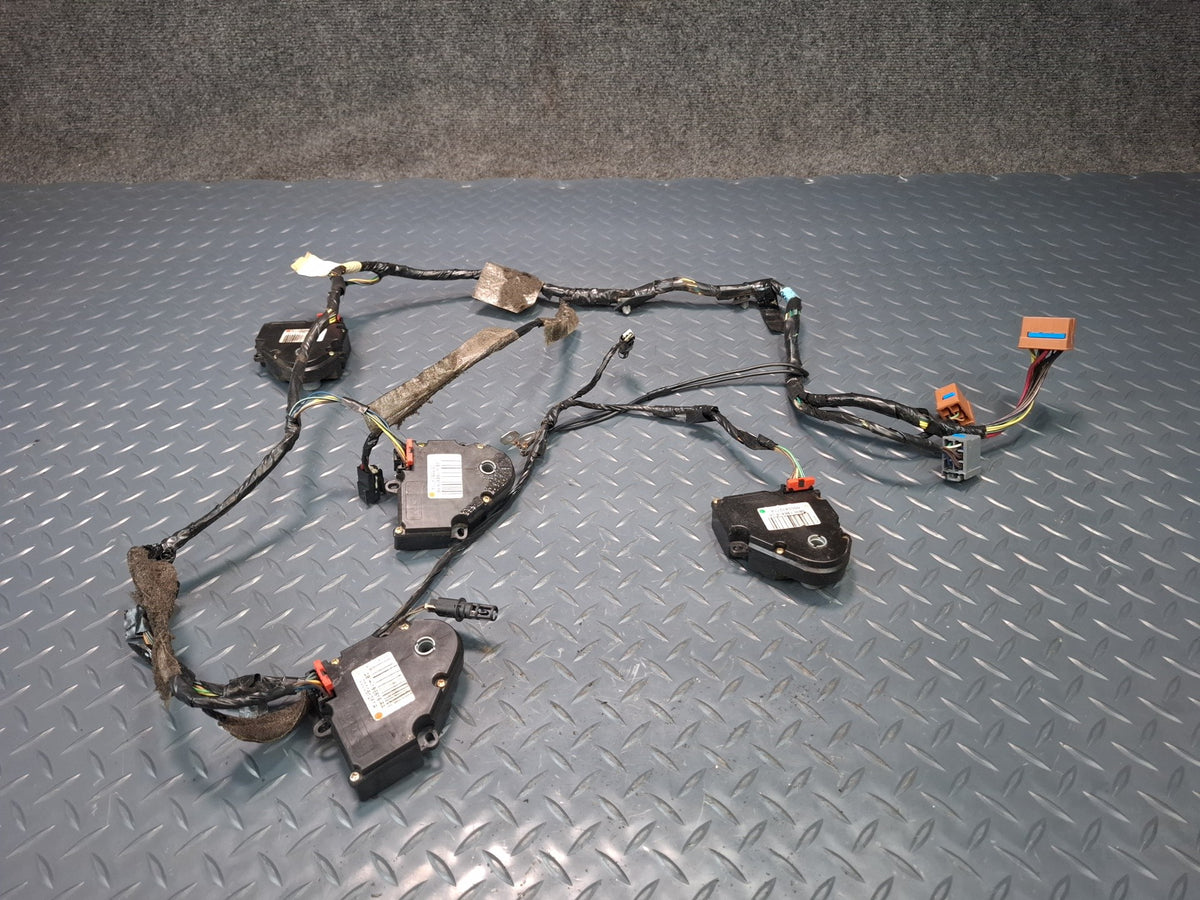 2003-2009 Hummer H2 Hvac A/C Air Heater Flap Door Actuator Motor Wiring Set
