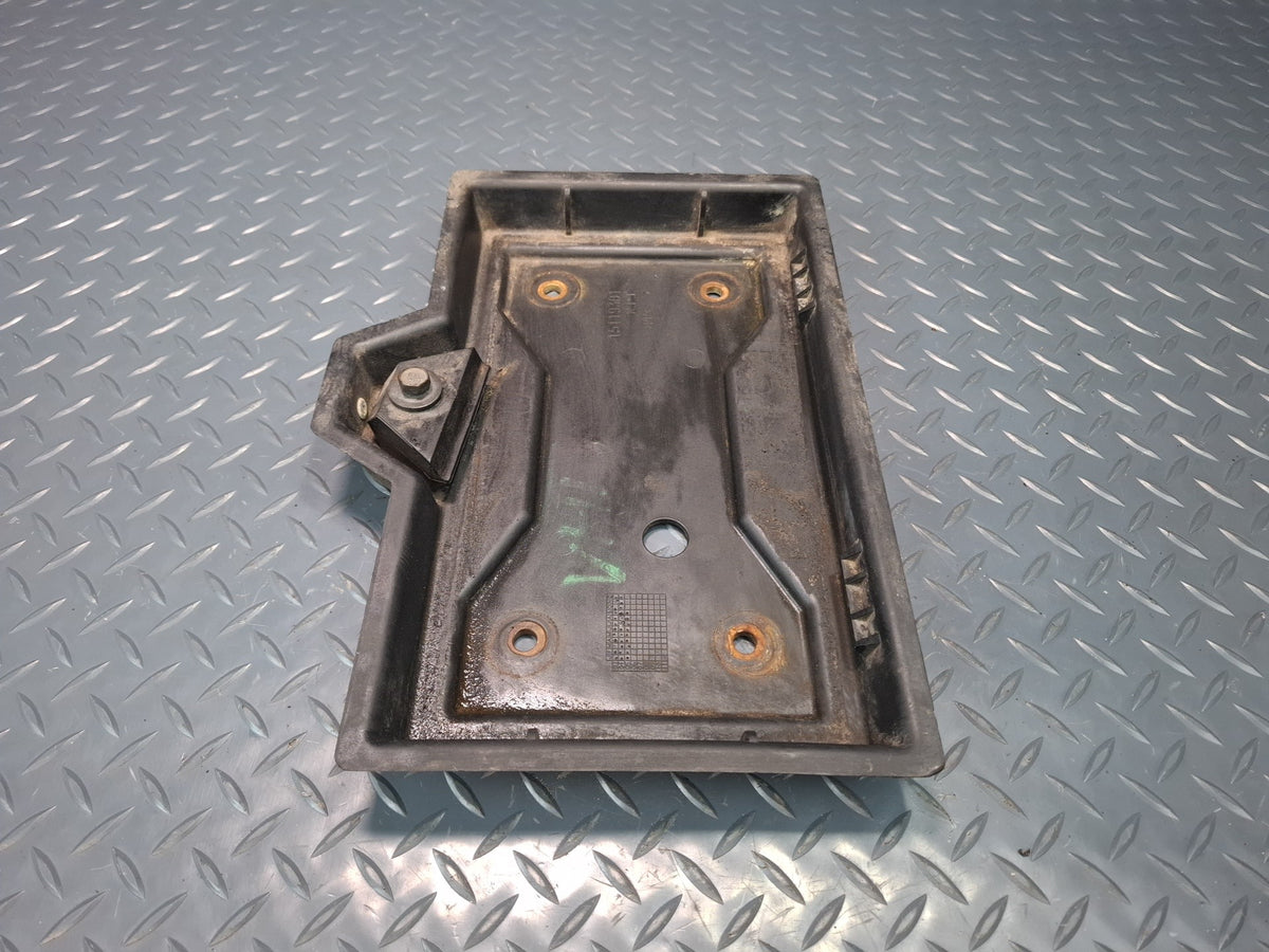 2003-2007 Hummer H2 Battery Tray Bracket Support 15119301