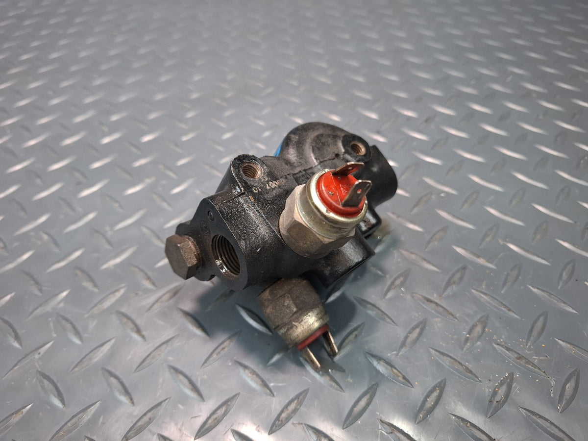1994-1997 BMW E31 840Ci Brake Pressure Control Valve Switch
