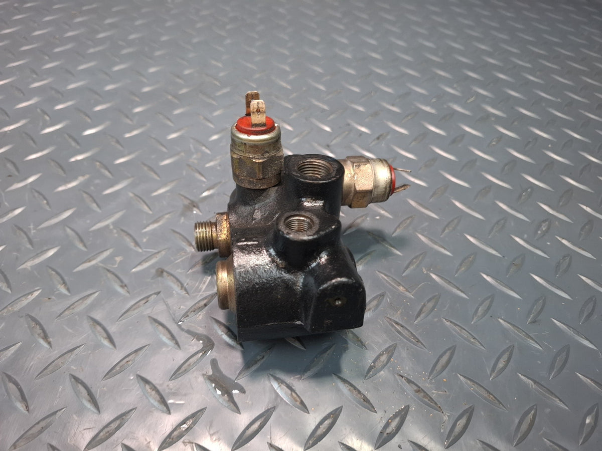 1994-1997 BMW E31 840Ci Brake Pressure Control Valve Switch