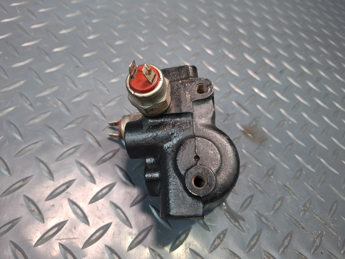 1994-1997 BMW E31 840Ci Brake Pressure Control Valve Switch