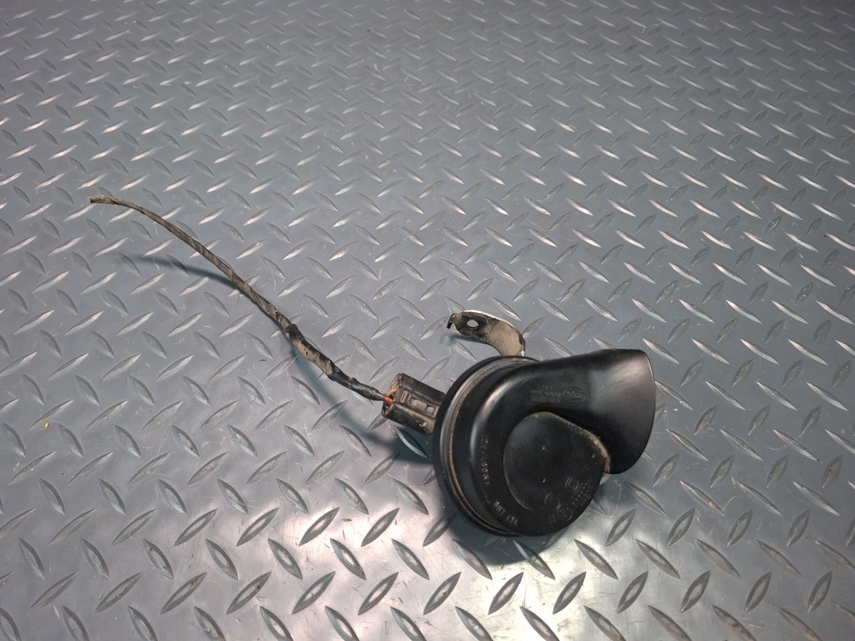 1994-1997 BMW E31 840Ci High & Low Tone Note Pitch Horn Signal Set of 2