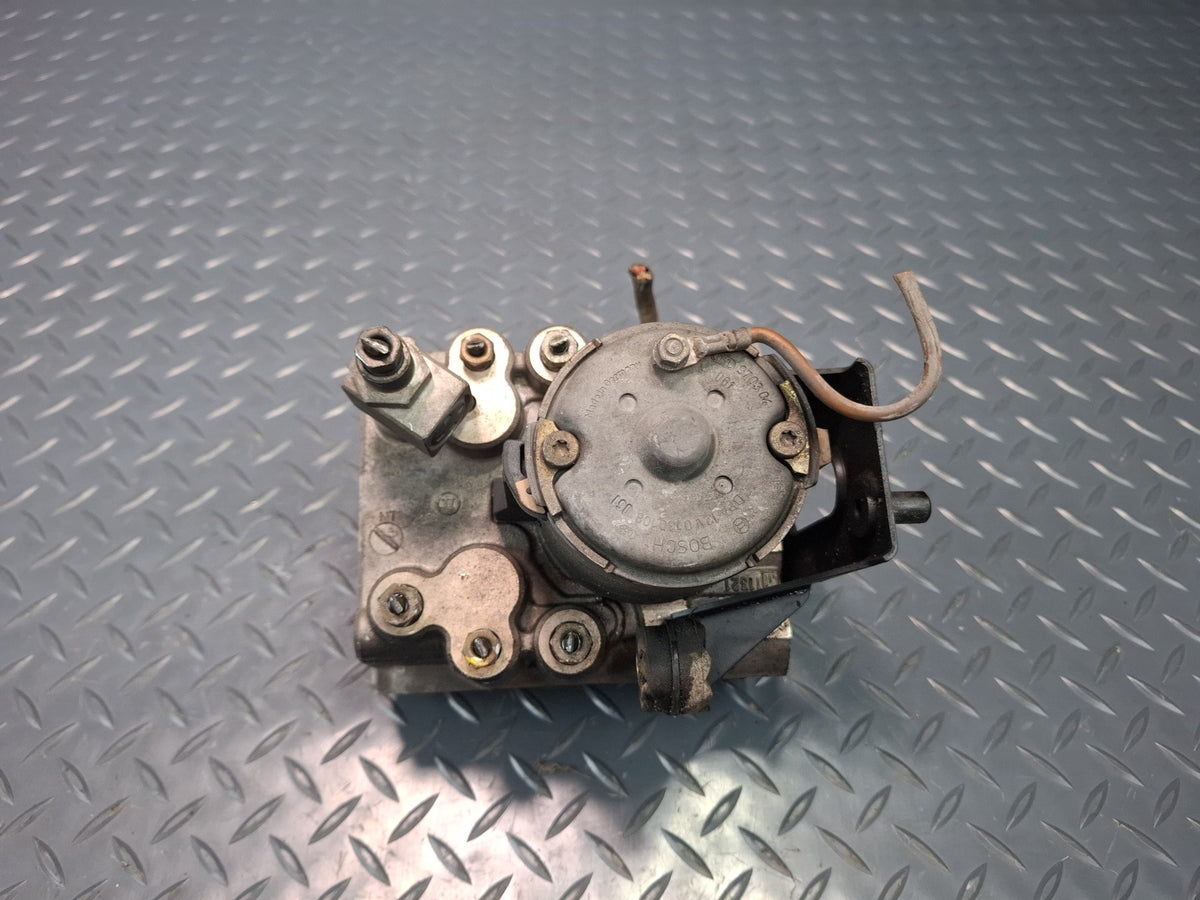 1994-1997 BMW E31 840Ci Anti Lock Brake ABS Pump Module