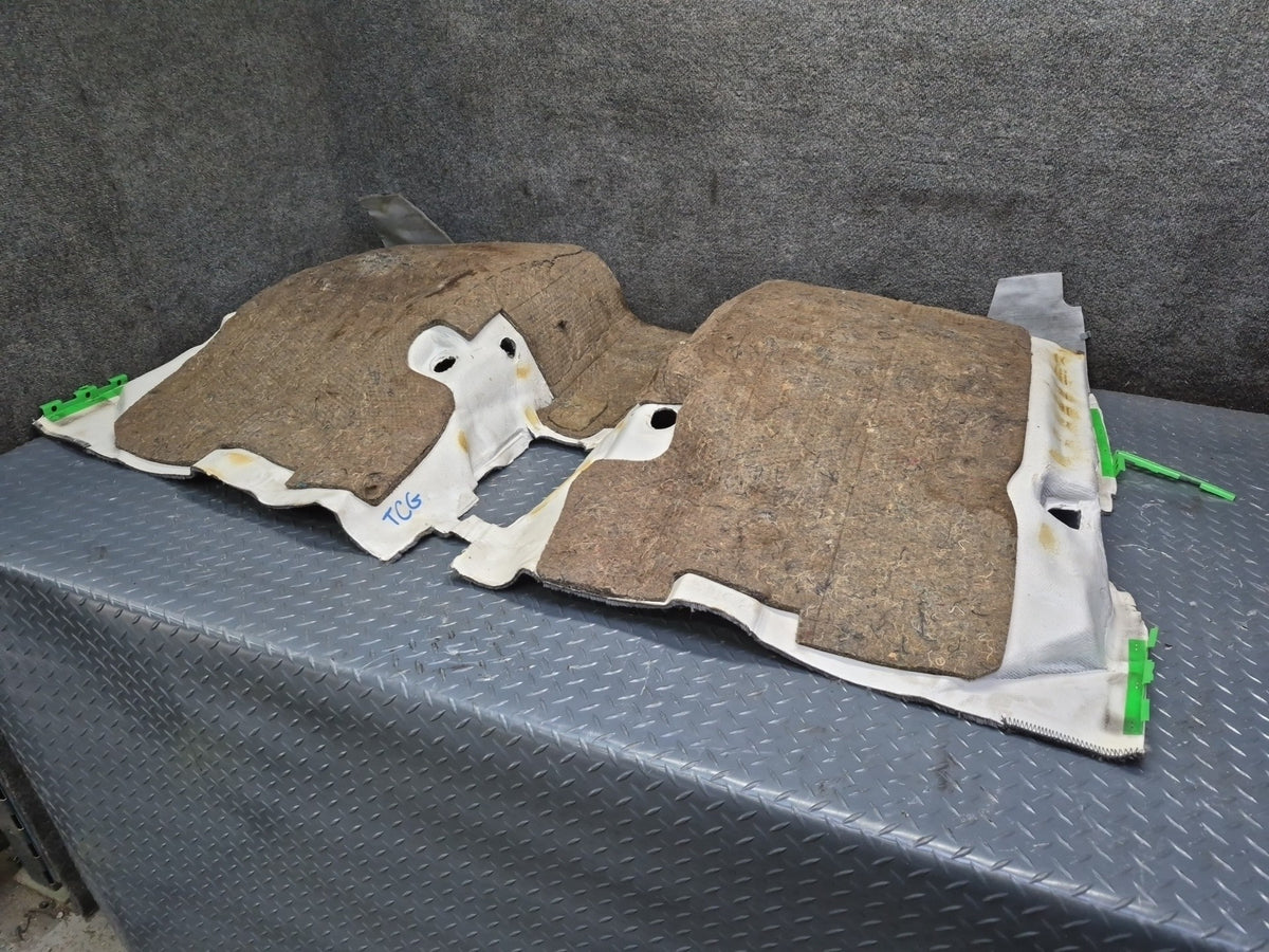 84-86 Toyota Cressida MX73 Sedan Set of 4 Interior Floor MAT Carpet Liner Dmgd