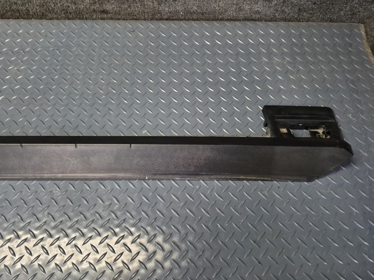 2003-2009 Hummer H2 Front Right Pass Side Roof Rack Rail Cover Molding