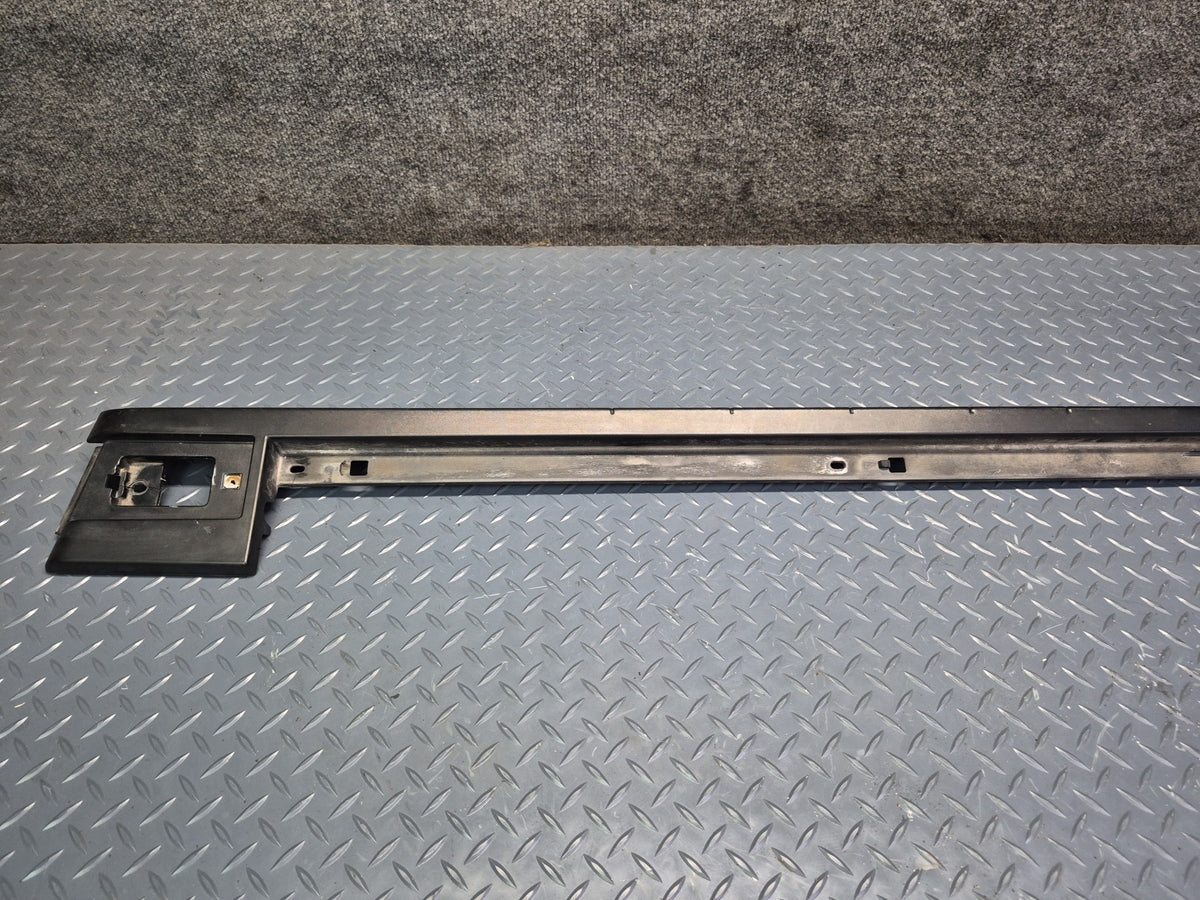 2003-2009 Hummer H2 Front Right Pass Side Roof Rack Rail Cover Molding