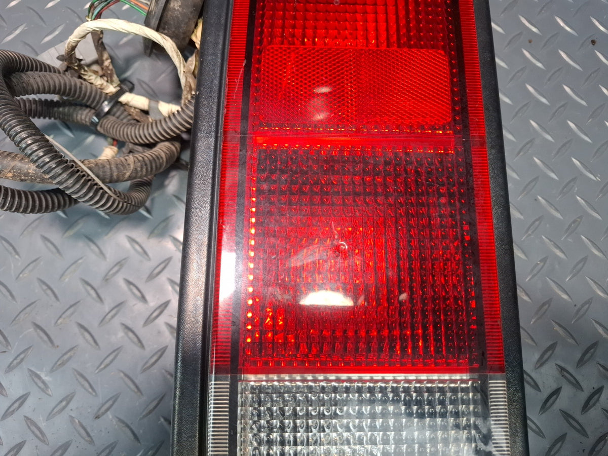 2005-2009 Hummer H2 Rear Left Driver Side Tail Light Lamp