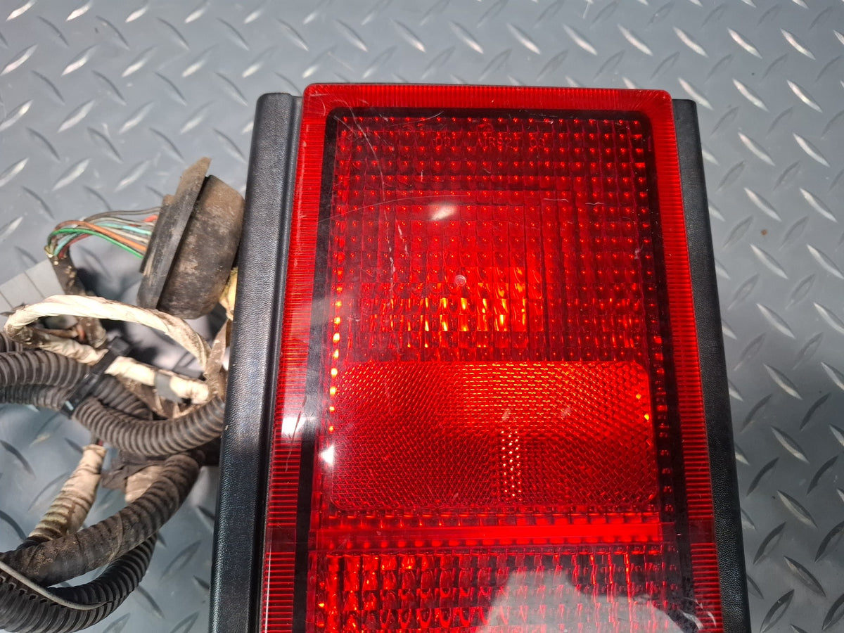 2005-2009 Hummer H2 Rear Left Driver Side Tail Light Lamp