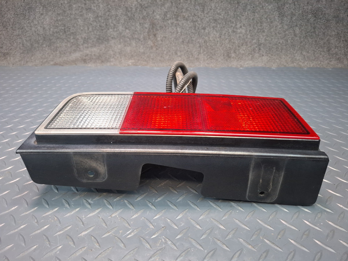 2005-2009 Hummer H2 Rear Left Driver Side Tail Light Lamp
