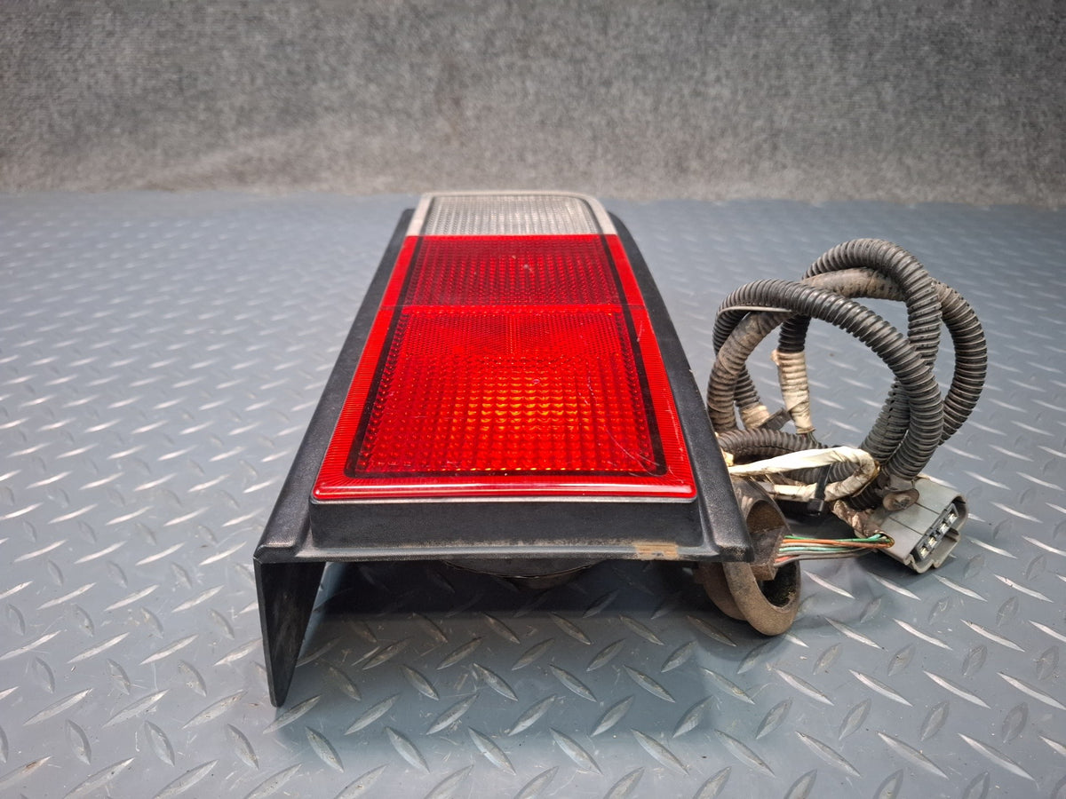 2005-2009 Hummer H2 Rear Left Driver Side Tail Light Lamp