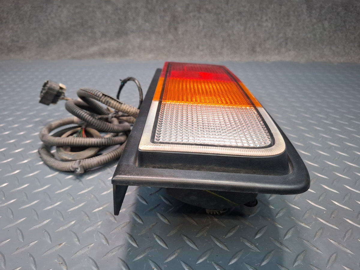 2003-2007 Hummer H2 Rear Right Passenger Side Tail Light Lamp