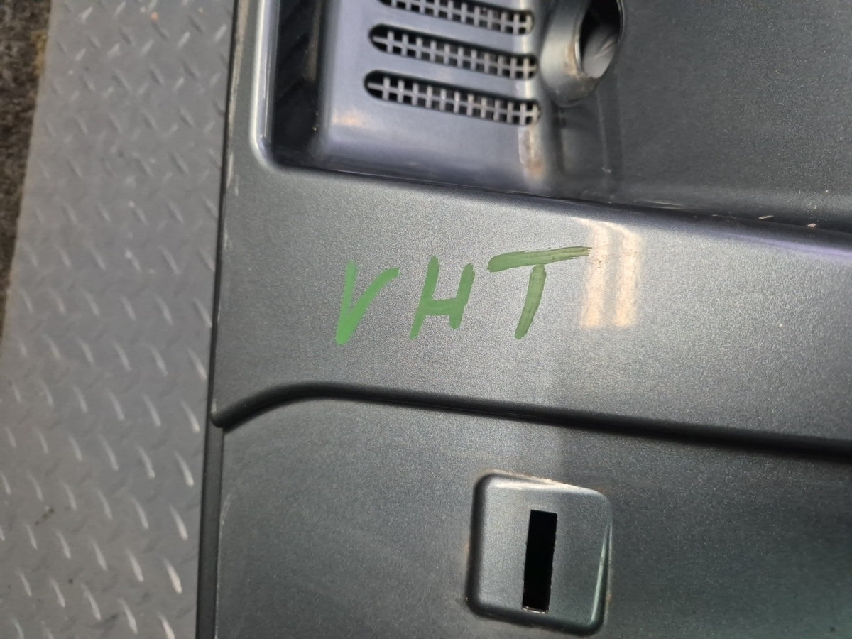 2003-2007 Hummer H2 Front Hood Cowl Vent Trim Panel 15211663