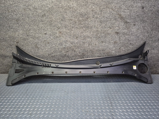 02-05 Ford Thunderbird Front Windshield Wiper Cowl Vent Trim Panel OEM