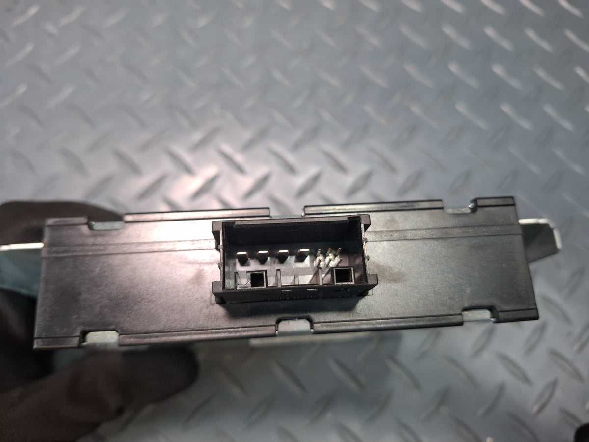2008-2011 BMW E90 M3 DC Torque Converter Control Module 9253209