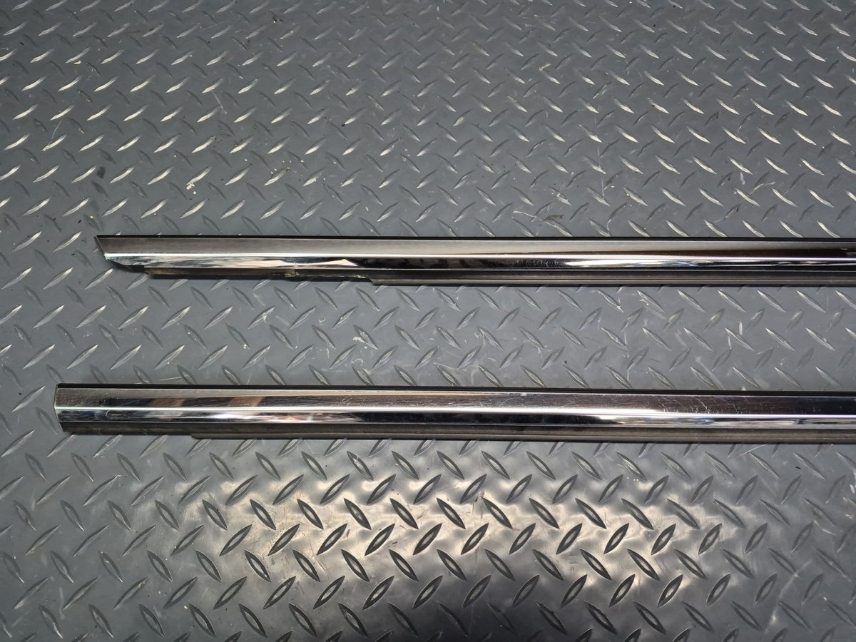 01-06 Lexus UCF30L LS430 Front & Rear Right Door Weatherstrip Molding Set OEM