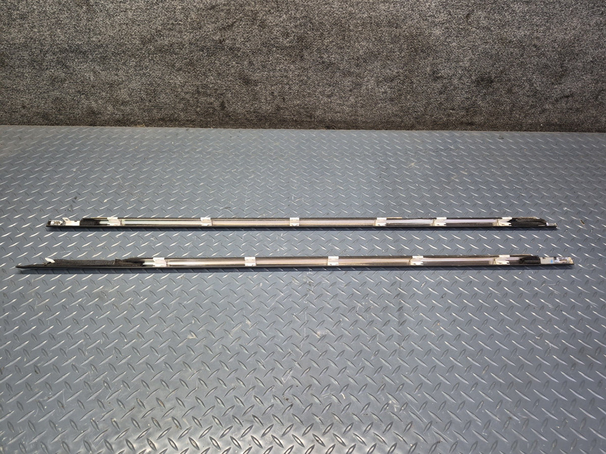 01-06 Lexus UCF30L LS430 Front & Rear Right Door Weatherstrip Molding Set OEM