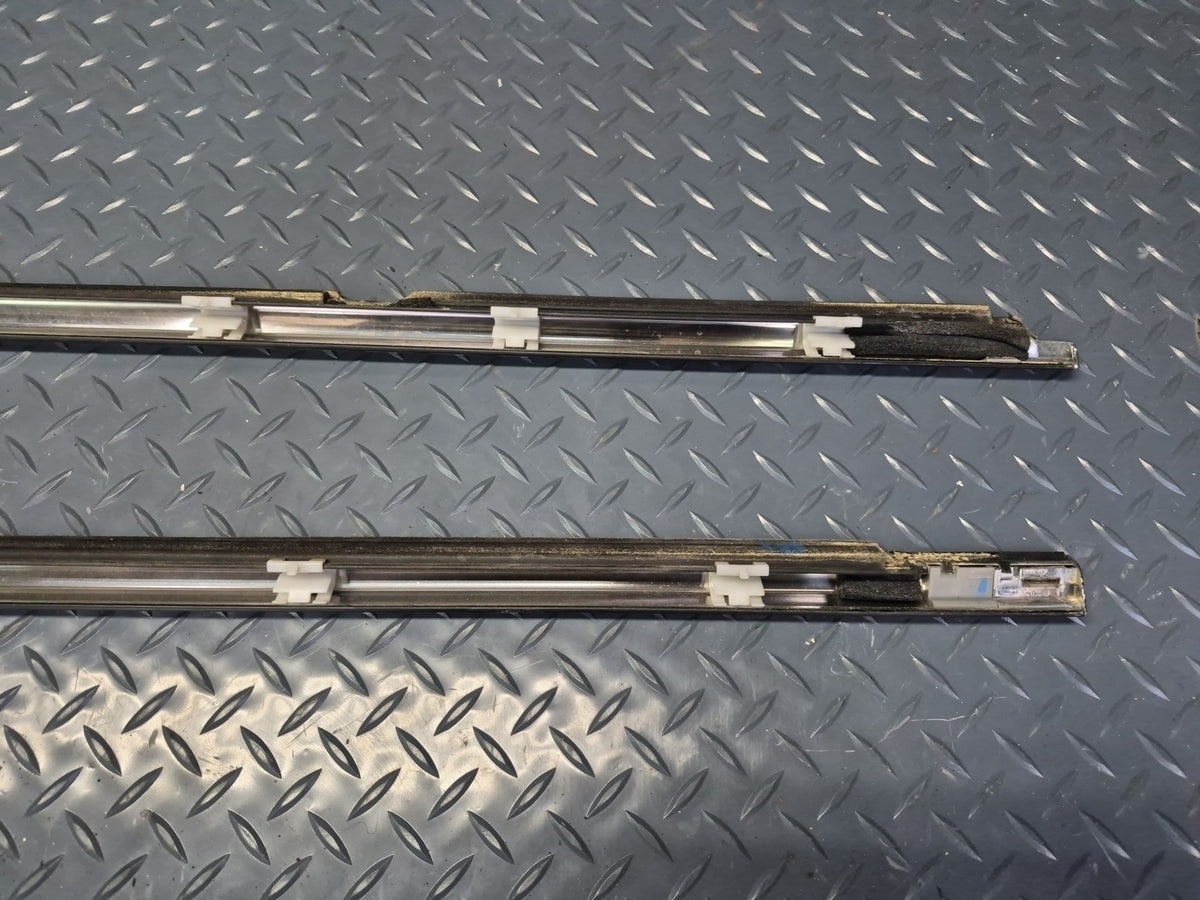 01-06 Lexus UCF30L LS430 Front & Rear Right Door Weatherstrip Molding Set OEM