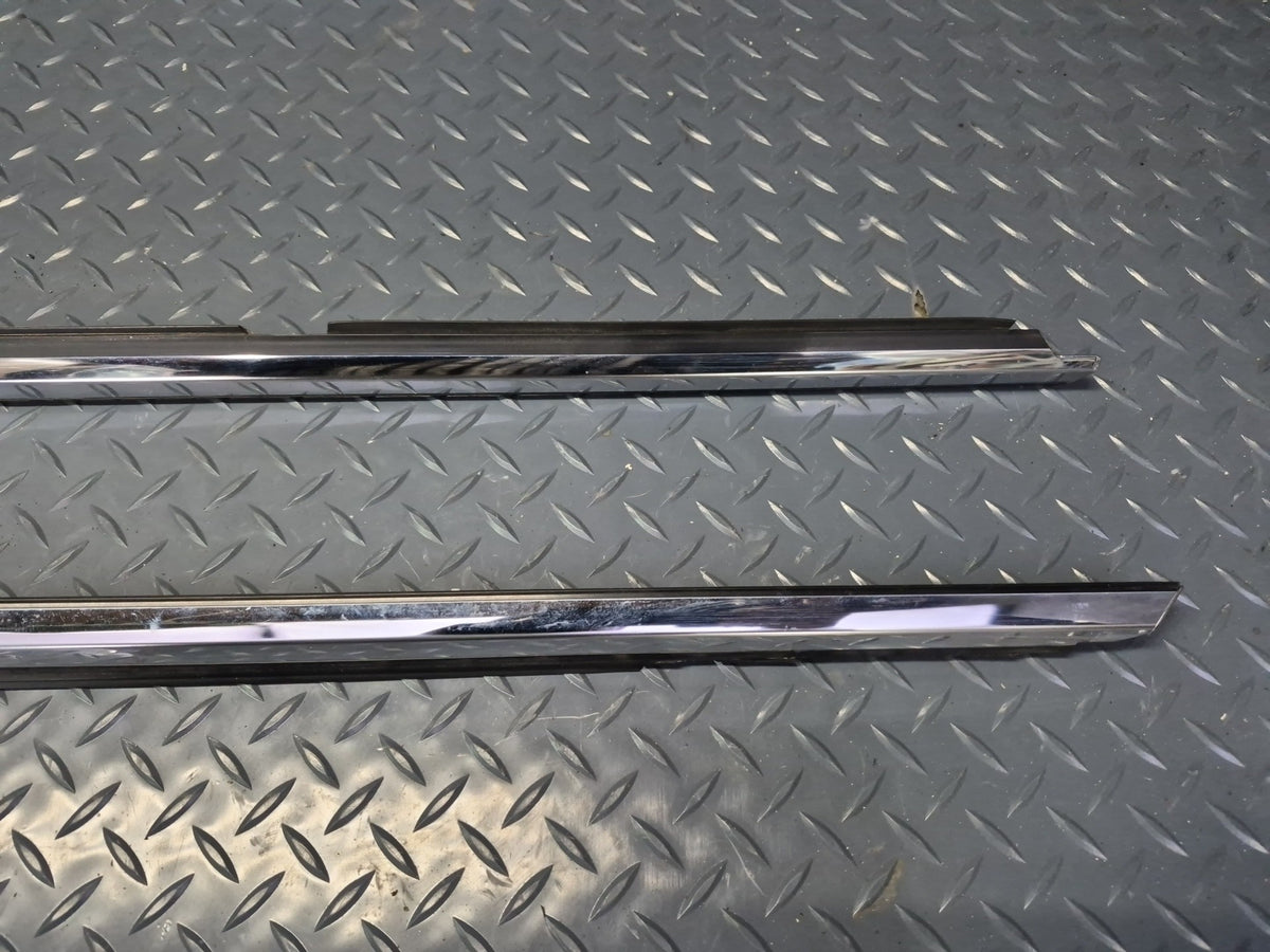 01-06 Lexus UCF30L LS430 Front & Rear Left Door Weatherstrip Molding Set OEM
