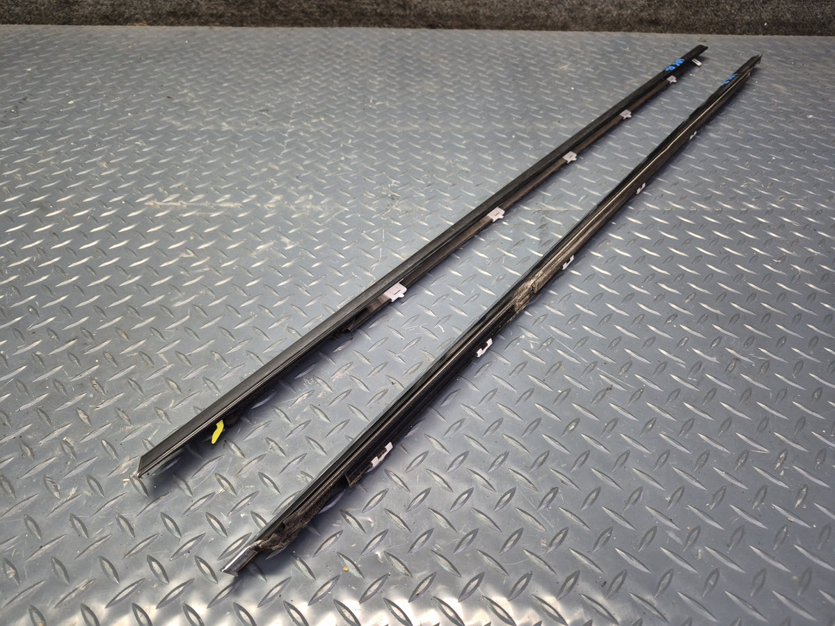 01-06 Lexus UCF30L LS430 Front & Rear Left Door Weatherstrip Molding Set OEM