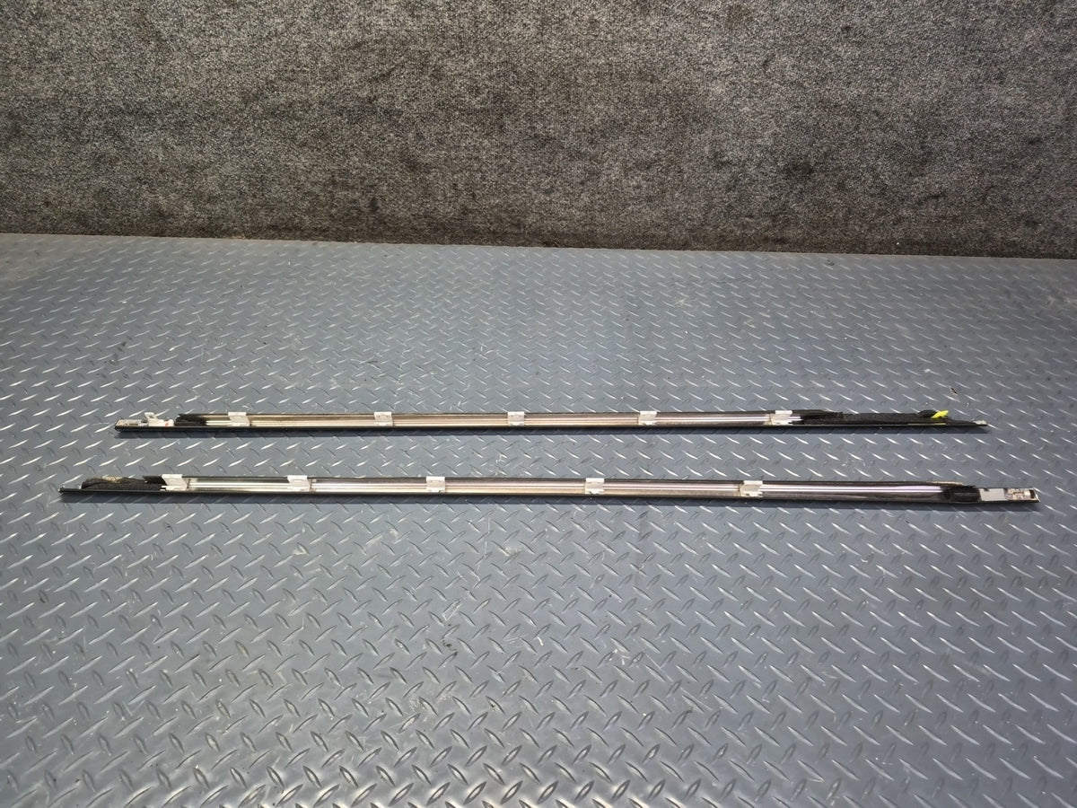 01-06 Lexus UCF30L LS430 Front & Rear Left Door Weatherstrip Molding Set OEM
