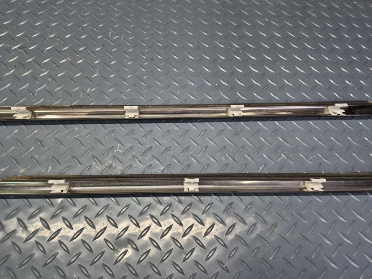 01-06 Lexus UCF30L LS430 Front & Rear Left Door Weatherstrip Molding Set OEM