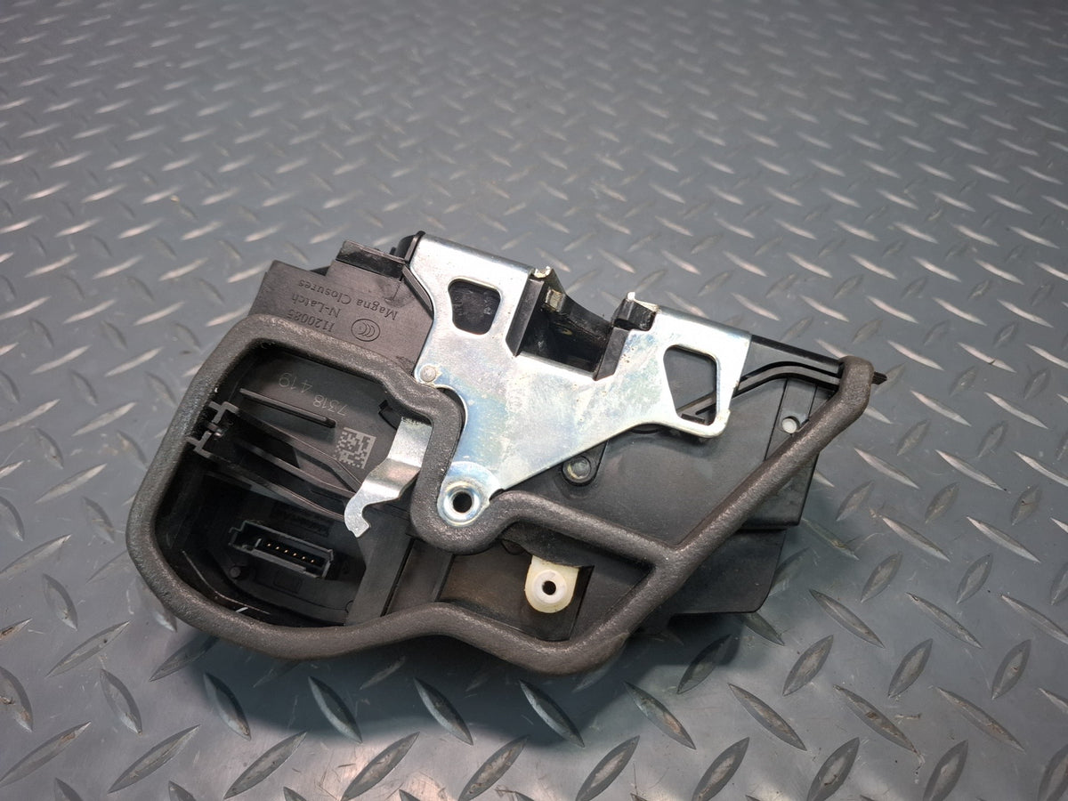 2008-2011 BMW E90 E92 E93 M3 Front Left Door Lock Latch Actuator 7318419
