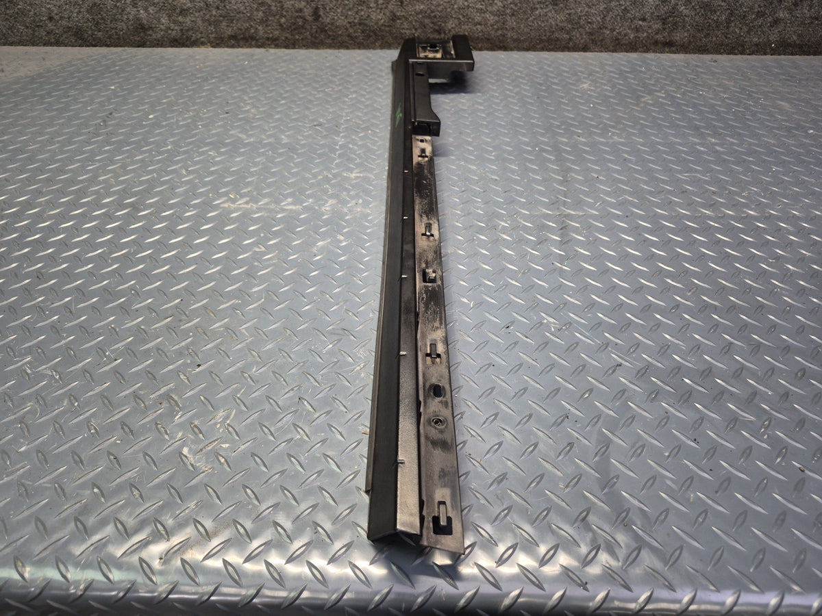 2003-2009 Hummer H2 Rear Right Pass Side Roof Rack Rail Cover Molding