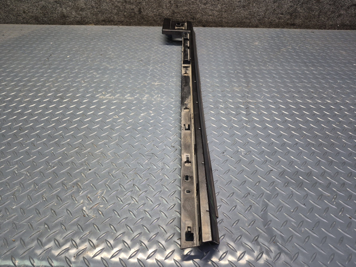 2003-2009 Hummer H2 Rear Right Pass Side Roof Rack Rail Cover Molding
