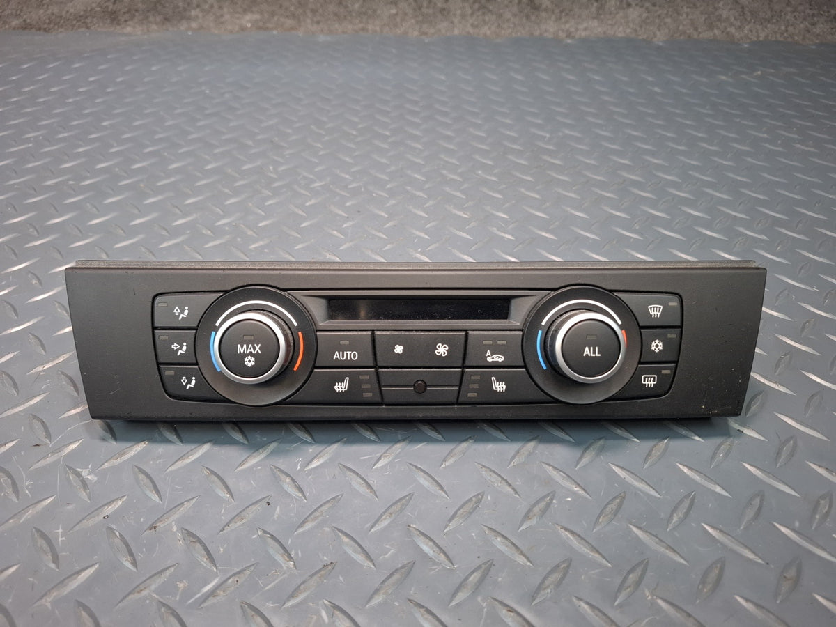 2011 BMW E90 M3  A/C Heater Temperature Climate Control Switch 9250393