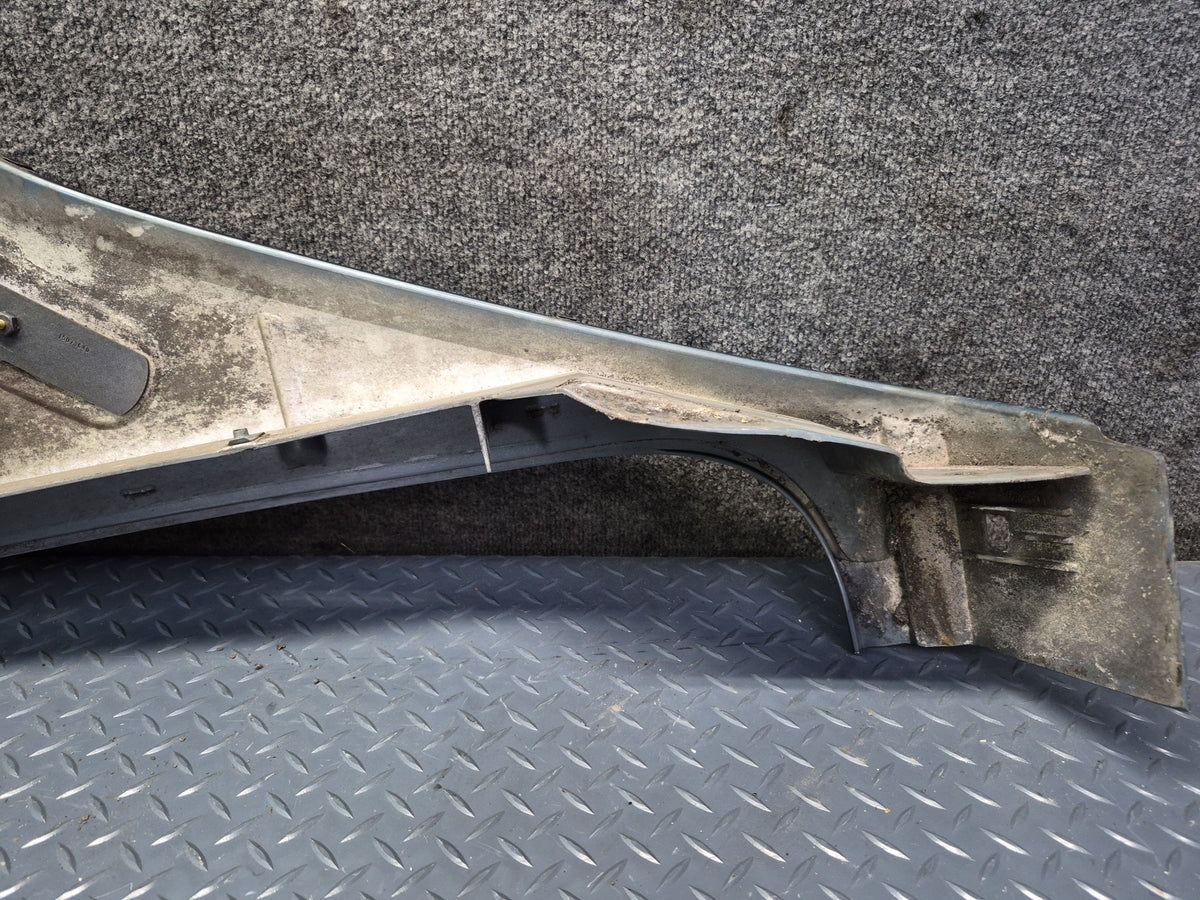 2003-2009 Hummer H2 Front Left Driver Side Fender Shell Cover Panel 15062999