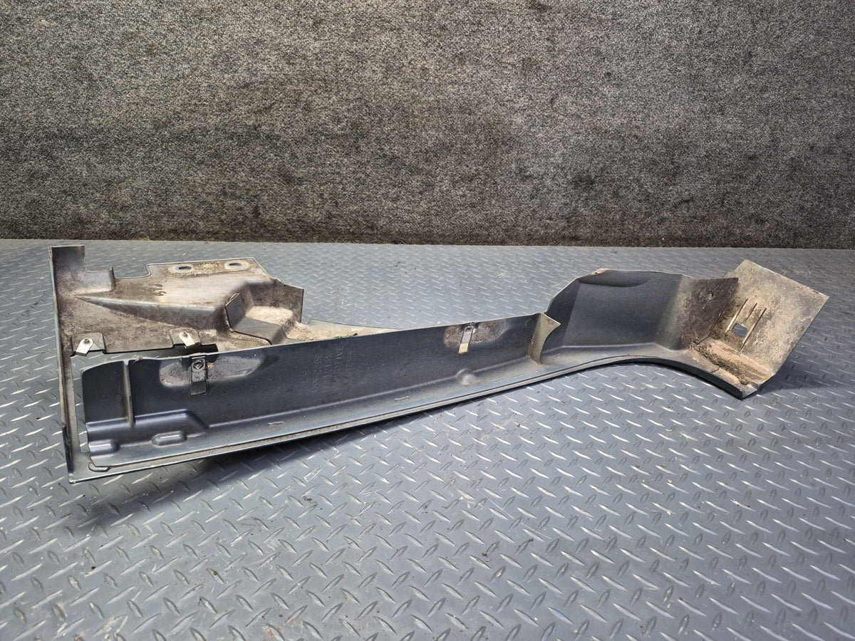 2003-2009 Hummer H2 Front Left Driver Side Fender Shell Cover Panel 15062999