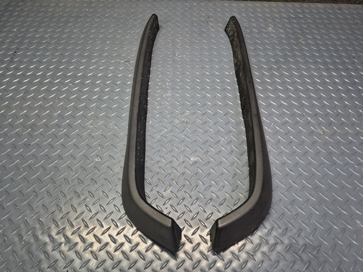 2003-2009 Hummer H2 Front Right & Left Fender Wheel Flare Molding Set Damaged