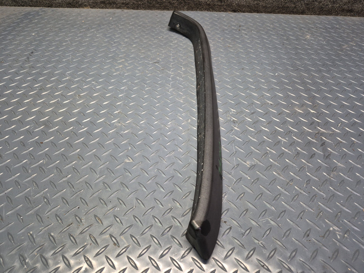 2003-2009 Hummer H2 Front Right & Left Fender Wheel Flare Molding Set Damaged